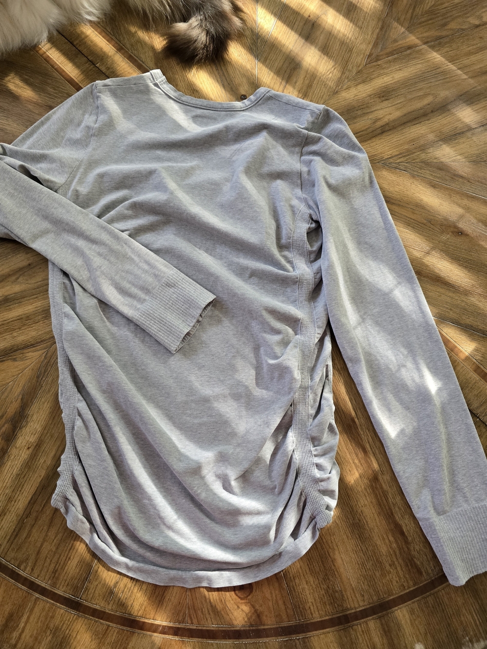 Athleta Mix of Performance Tank Top, Short Sleeve, & Long Sleeve Tops, Size XL - Picture 10 of 16